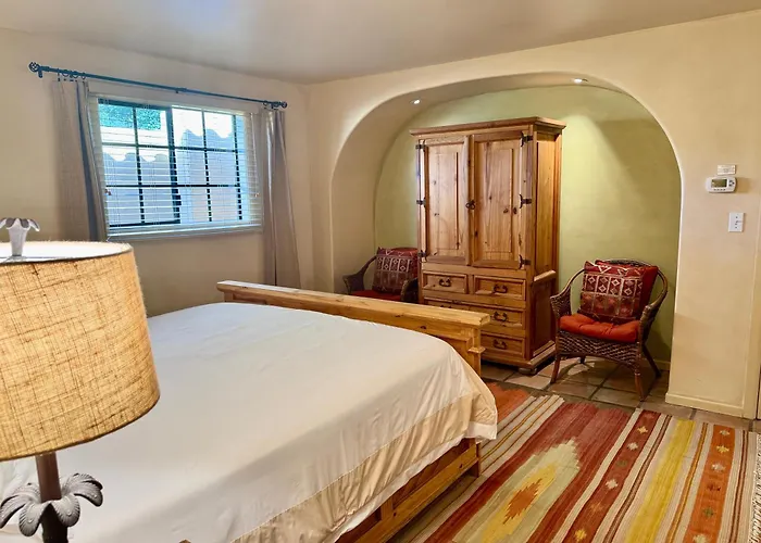 Blue Iguana Inn