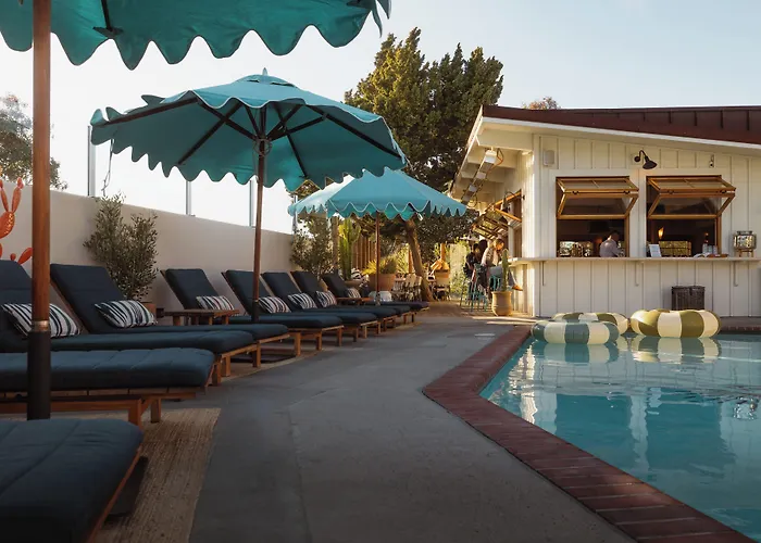 Skyview Los Alamos - 21 & Over Pool
